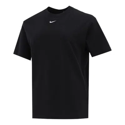 Nike Plus Size Sportswear Oversized Short-sleeve T-shirt In Black