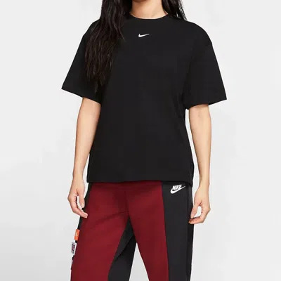 Nike Plus Size Sportswear Oversized Short-sleeve T-shirt In Black