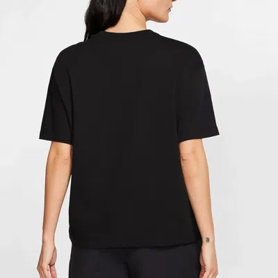 Nike Plus Size Sportswear Oversized Short-sleeve T-shirt In Black