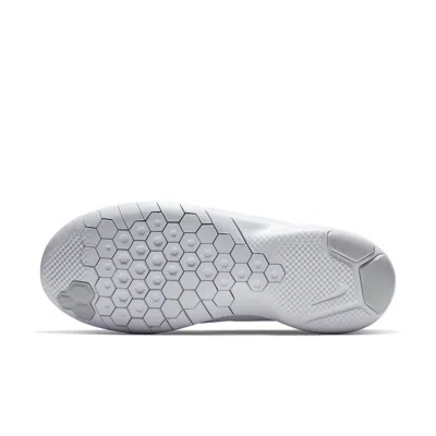 Nike (wmns)  Flex Experience Rn 8 'white Pure Platinum' In Gray