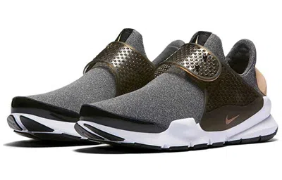 Nike (wmns)  Sock Dart Se 'vachetta Tan' In Multi