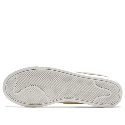 Nike (wmns)  Blazer Low Lx 'plant Color Collection - Pale Ivory'