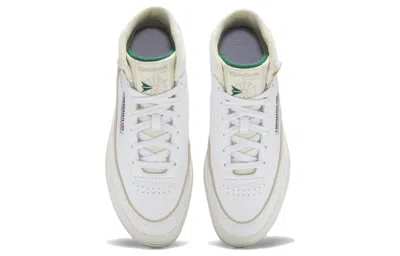 Reebok Club C 85 Extra Sneakers In Chalk With Green Detail-white