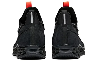 Anta A-flashfoam Low 'black'