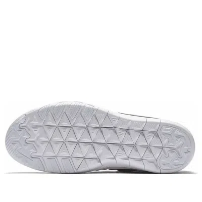 Nike (wmns)  Free Tr 7 'black White'