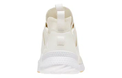 Reebok (wmns)  Guresu 10 White In Neutral