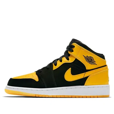 Air Jordan (gs)  1 Retro Mid 'new Love' 2017 In Yellow