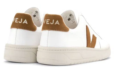 Veja Campo Sneaker In White