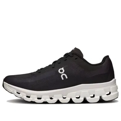 On Cloudflow 4 In Black