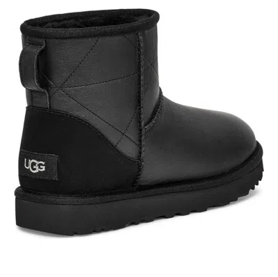 Ugg (wmns)  Classic Mini Pearlized Boot 'black'