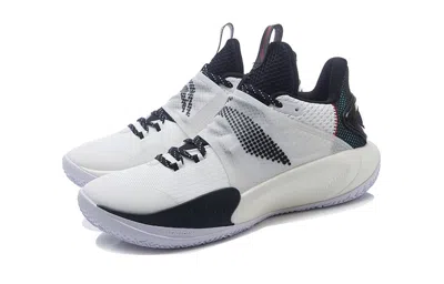 Li-ning (gs)  Sonic 9 'white Black'