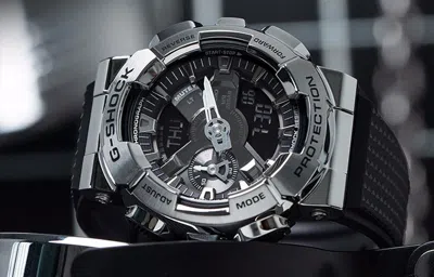Casio G-shock Analog-digital 'black Silver'