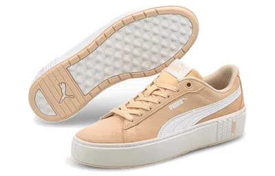 Puma (wmns)  Smash Platform V2 Suede 'khaki White' In Neutral