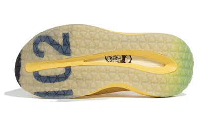 Li-ning (wmns)  Yunyou Slay 'banana Yellow'