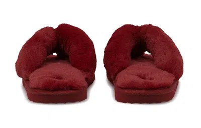 Puma (wmns)  Fluff Flip Slides 'persian Red Team Gold' In Burgundy