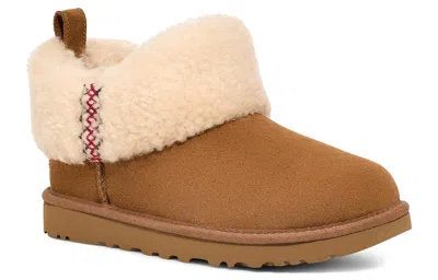 Ugg (wmns)  Classic Ultra Mini Braid 'chestnut' In Brown