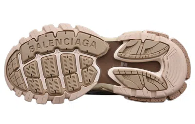 Balenciaga (wmns)  Track.2 Trainer 'beige' In Neutral