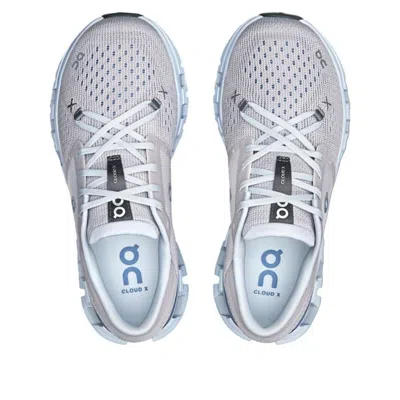 On Running Cloud X 4 Sneaker