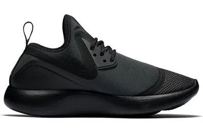 Nike (wmns)  Lunarcharge Essential 'black'