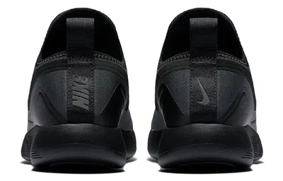 Nike (wmns)  Lunarcharge Essential 'black'