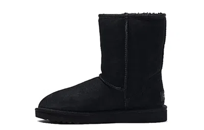 Ugg Classic Short Ii Boots In Black