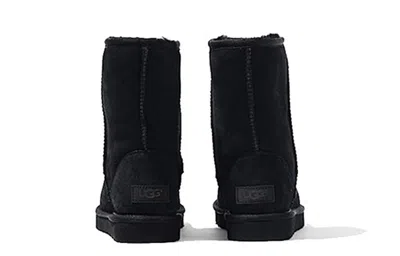 Ugg Classic Short Ii Boots In Black