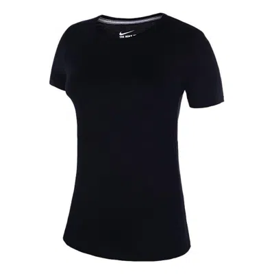 Nike (wmns)  Sportswear Essential 'black'
