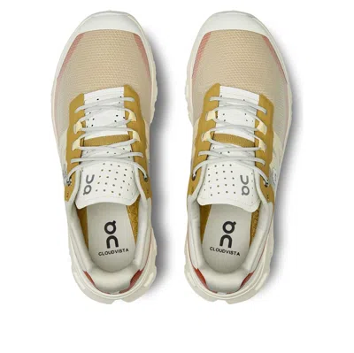 On (wmns)  Running Cloudvista 'ivory Brze' In Neutral