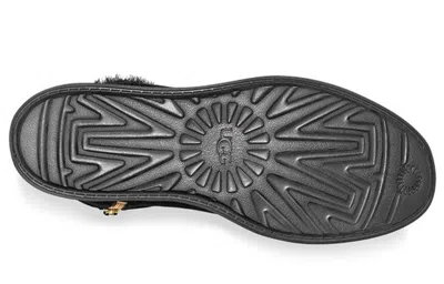 Ugg (wmns)  Classic Mini Blvd Snow Boots Black In Blue