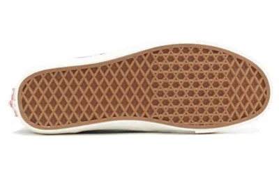 Vans Wtaps X Og Chukka Boot Lx 'bones' In Black