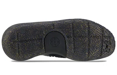Under Armour (gs)  Escalate Syn Black