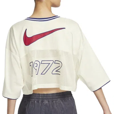 Nike (wmns)  Sportswear Graphic Crop Jersey Asia Sizing 'beige Red' In White