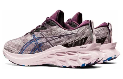 Asics (wmns)  Novablast 2 Le 'deep Plum Barely Rose' In Neutral
