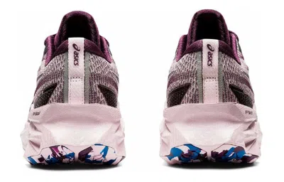 Asics (wmns)  Novablast 2 Le 'deep Plum Barely Rose' In Neutral