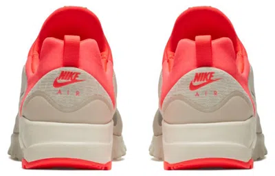 Nike (wmns)  Air Max Motion Lw 'grey Red' In Multi