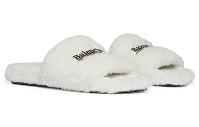 Balenciaga (wmns)  Furry Slides 'white'