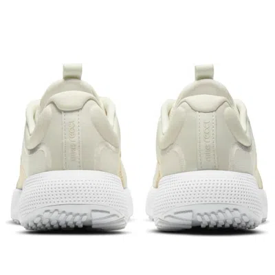 Nike (wmns)  React Escape Run 'white'