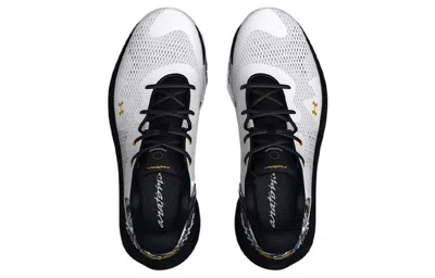 Under Armour Spawn 4 'printed - White Black' In Gray