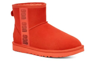 Ugg (wmns)  Classic Mini Ii Boot Side Logo In Red
