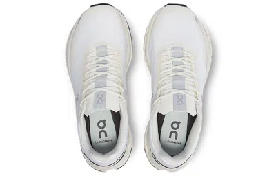 On Running (wmns)  Cloudnova Form 'white Eclipse' In Multi