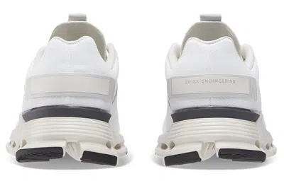 On Running (wmns)  Cloudnova Form 'white Eclipse' In Multi