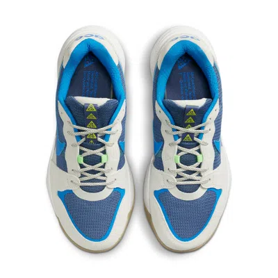 Nike Acg Lowcate Sneakers In Neutral