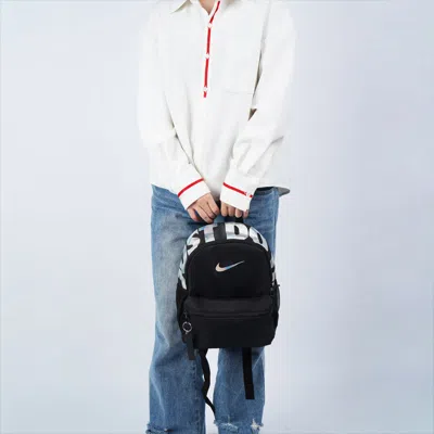 Nike (wmns)  Brasilia Just Do It Mini Backpack 'black'