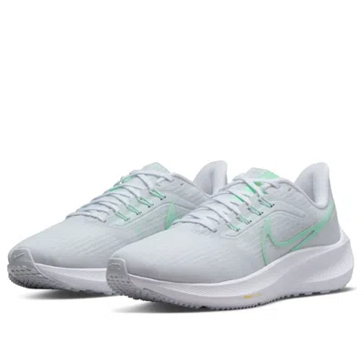 Nike (wmns)  Air Zoom Pegasus 39 'pure Platinum Barely Green'