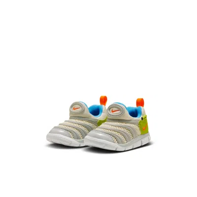 Nike (td)  Dynamo Free Shoes 'coconut Milk' In Gray