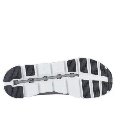 On Running Cloud 5 Waterproof Low-top Sneakers In Gray