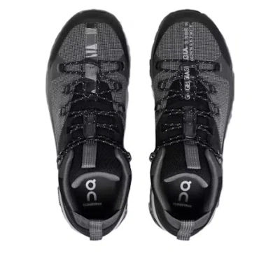 On Running (wmns)  Cloudtrax 'black Rock' In Gray
