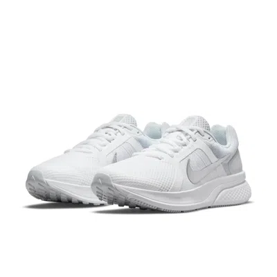 Nike (wmns)  Run Swift 2 'white Metallic Silver'