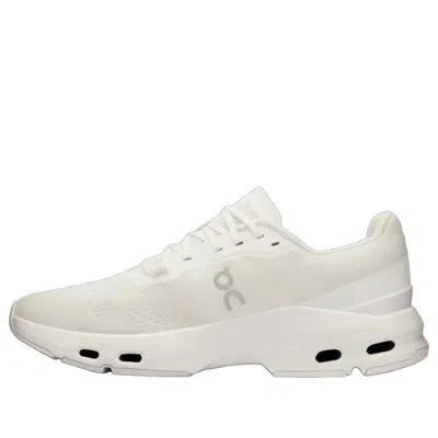 On Running Cloudpulse Trainers In White