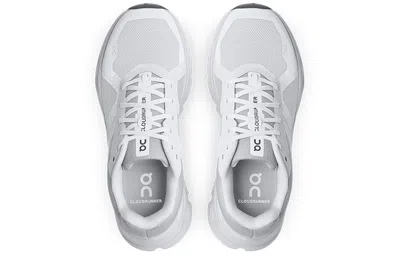 On Running (wmns)  Cloudaway 'white Frost' In Gold
